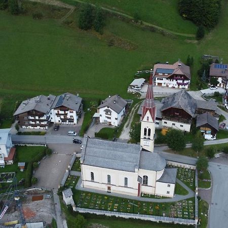 Appartamenti Ciasa Linda Sankt Martin im Turm Buitenkant foto