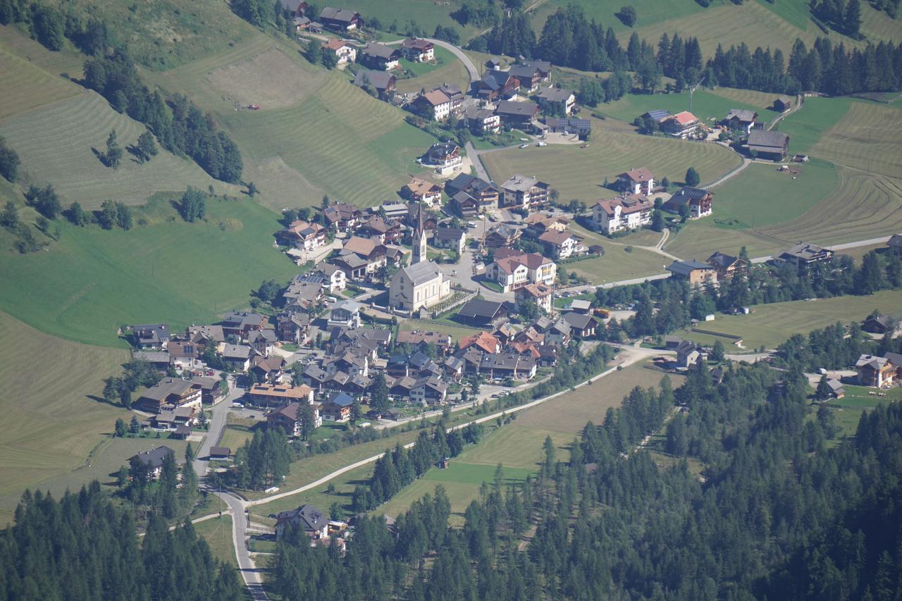 Appartamenti Ciasa Linda Sankt Martin im Turm Buitenkant foto