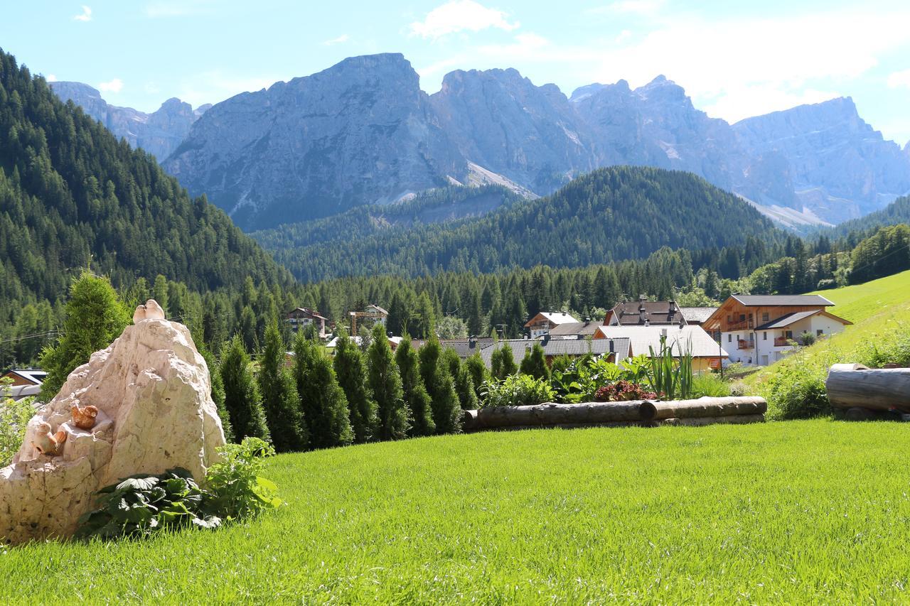 Appartamenti Ciasa Linda Sankt Martin im Turm Buitenkant foto